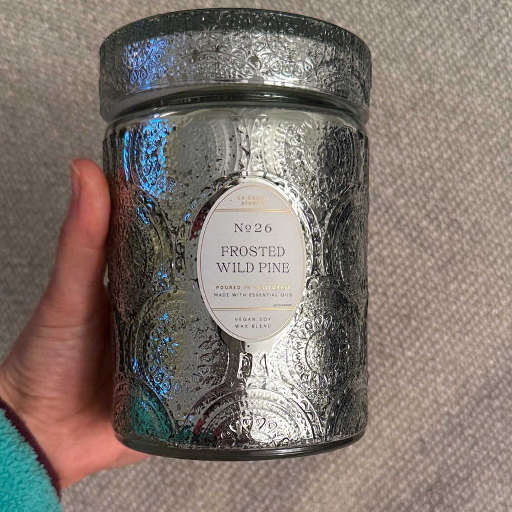 Trendy Vegan Frosted Wild Pine Candle by Leoben Company